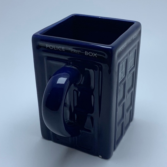 Doctor Who Tardis mug (BBC) - Picture 6 of 6
